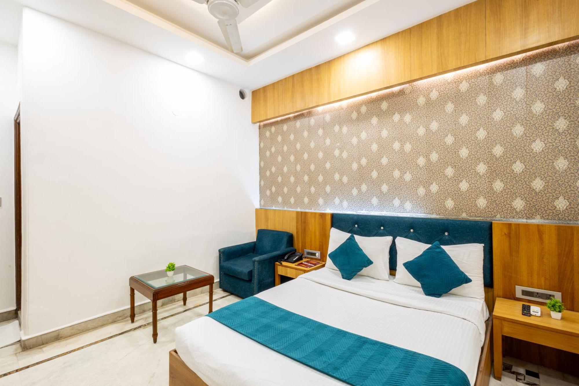 Hotel Panickers Residency - Ajmal Khan Market Near Karol Bagh Metro Dillí Exteriér fotografie